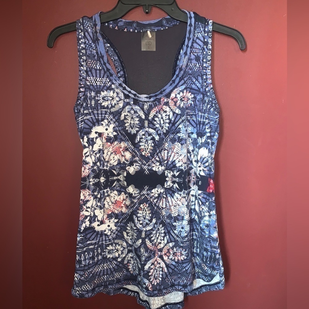 Calia Carrie Underwood Floral Tank‎ | Small